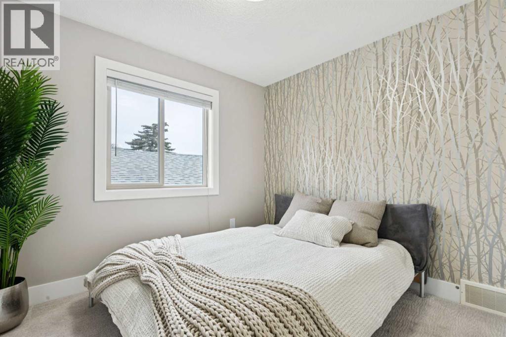 Single Family House for Sale in   Avenue NW Montgomery Calgary 