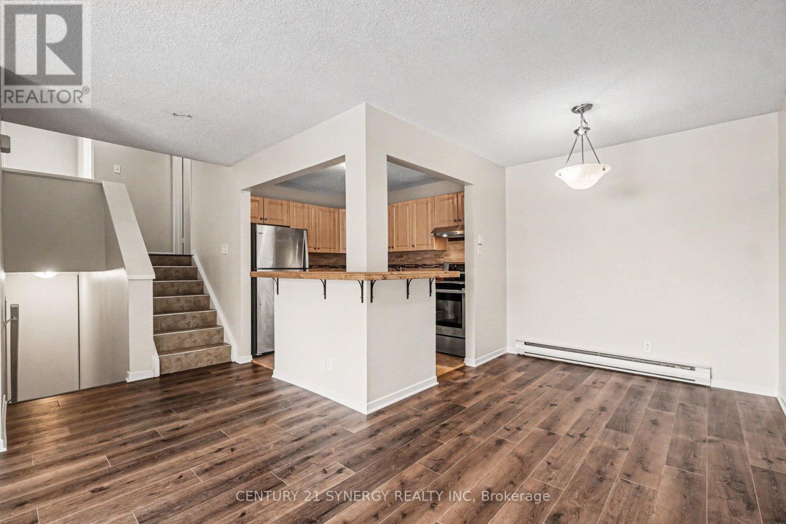 #10 776 ST JEAN STREET - 10