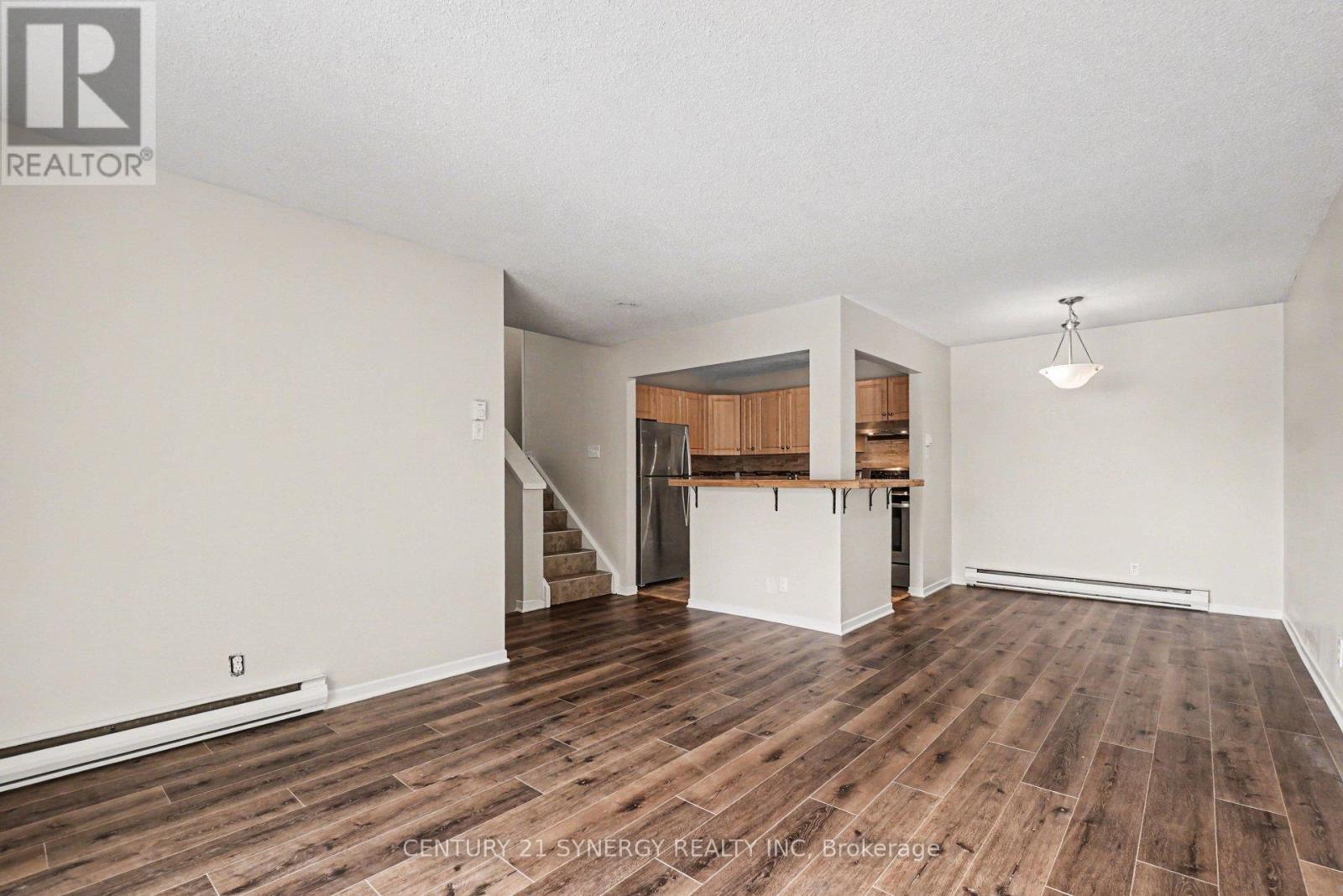 #10 776 ST JEAN STREET - 13