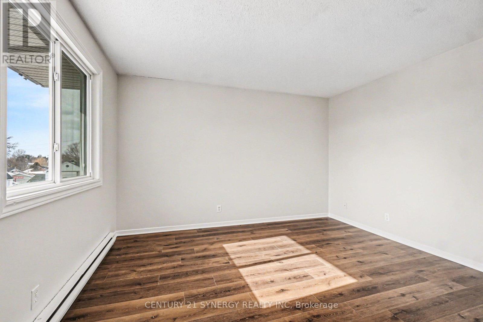 #10 776 ST JEAN STREET - 24