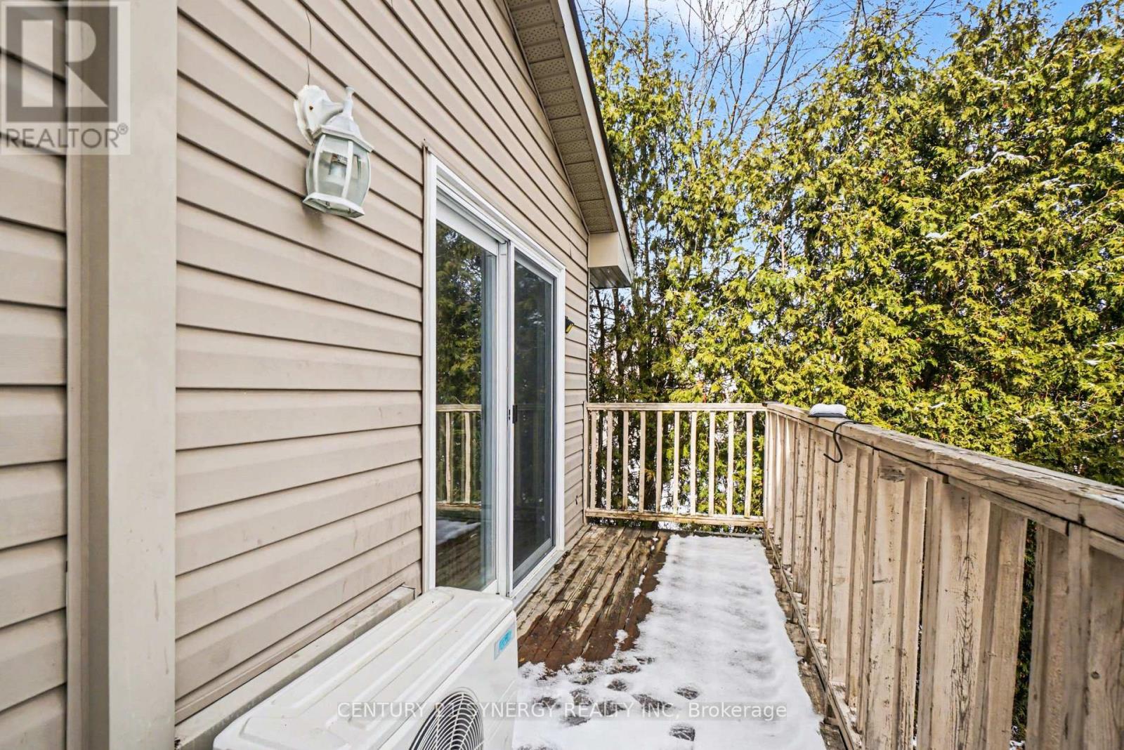 #10 776 ST JEAN STREET - 34