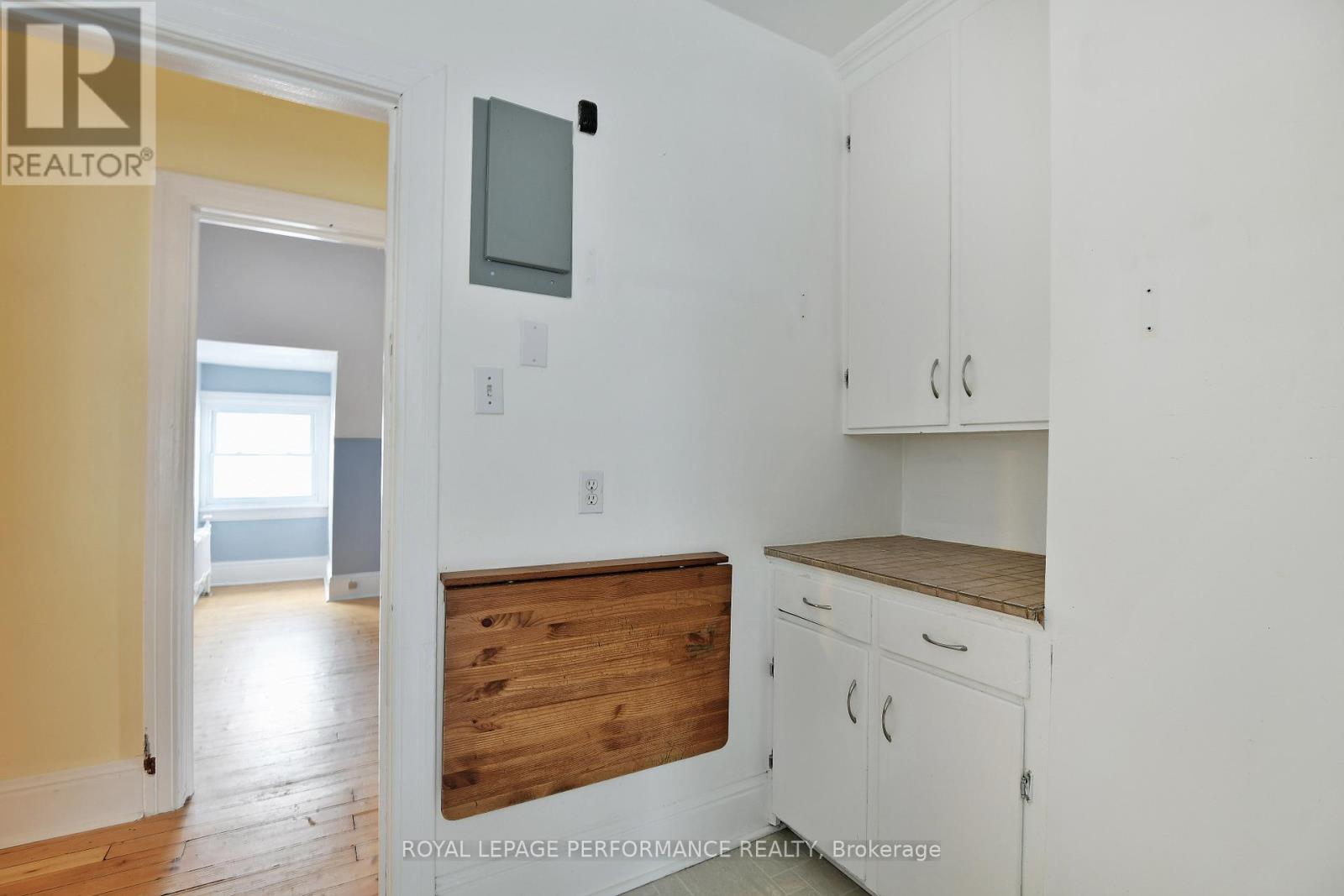 66 DELAWARE AVENUE - 44