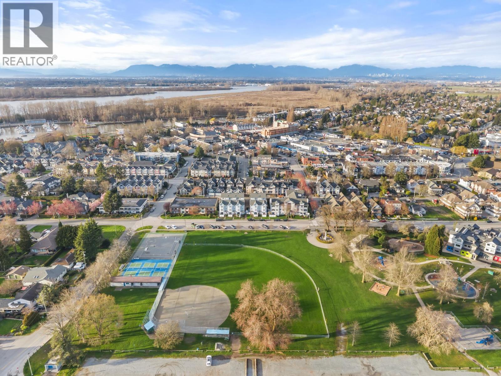 #8-4965 47 Street, Ladner