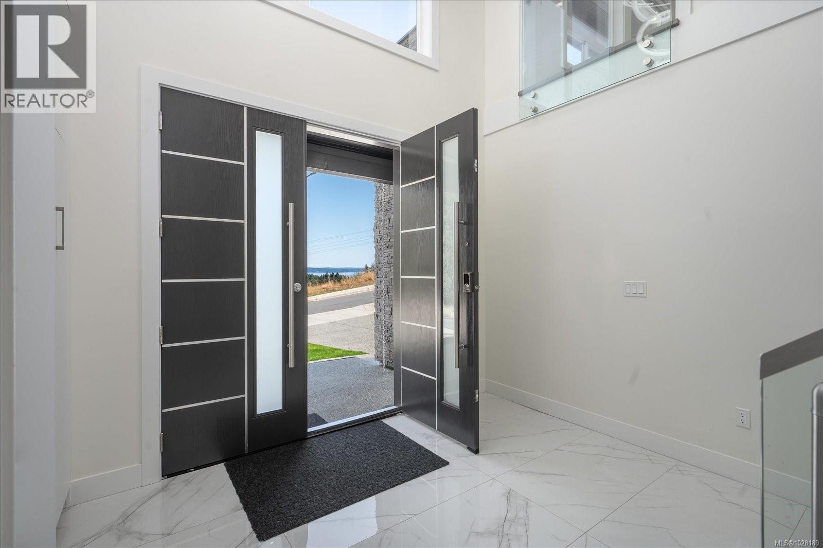 405 COLONIA DR S - 5