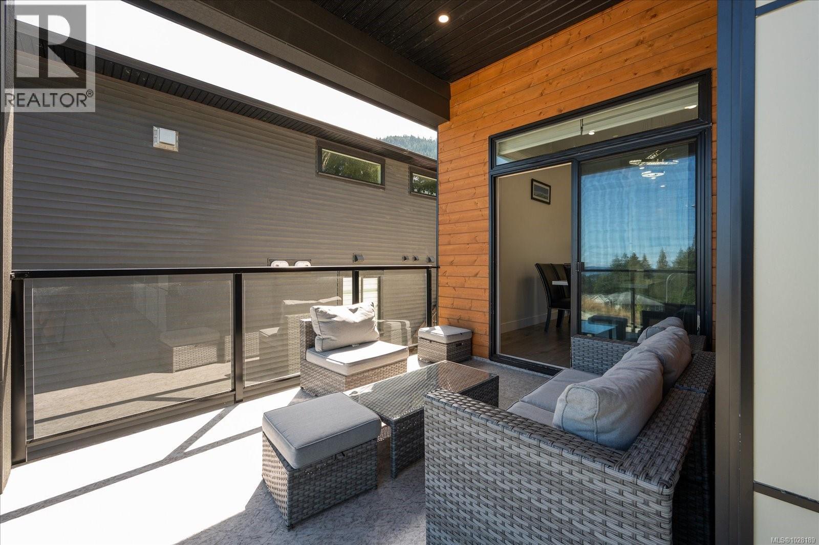 405 COLONIA DR S - 18