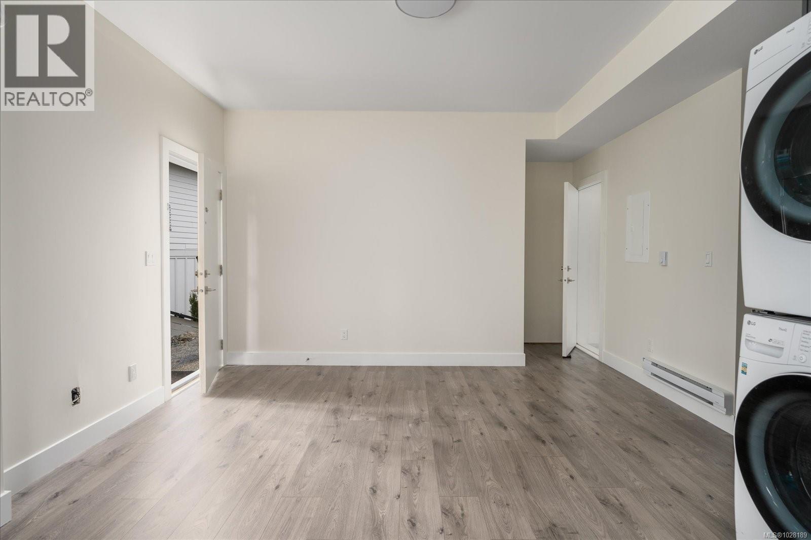 405 COLONIA DR S - 51