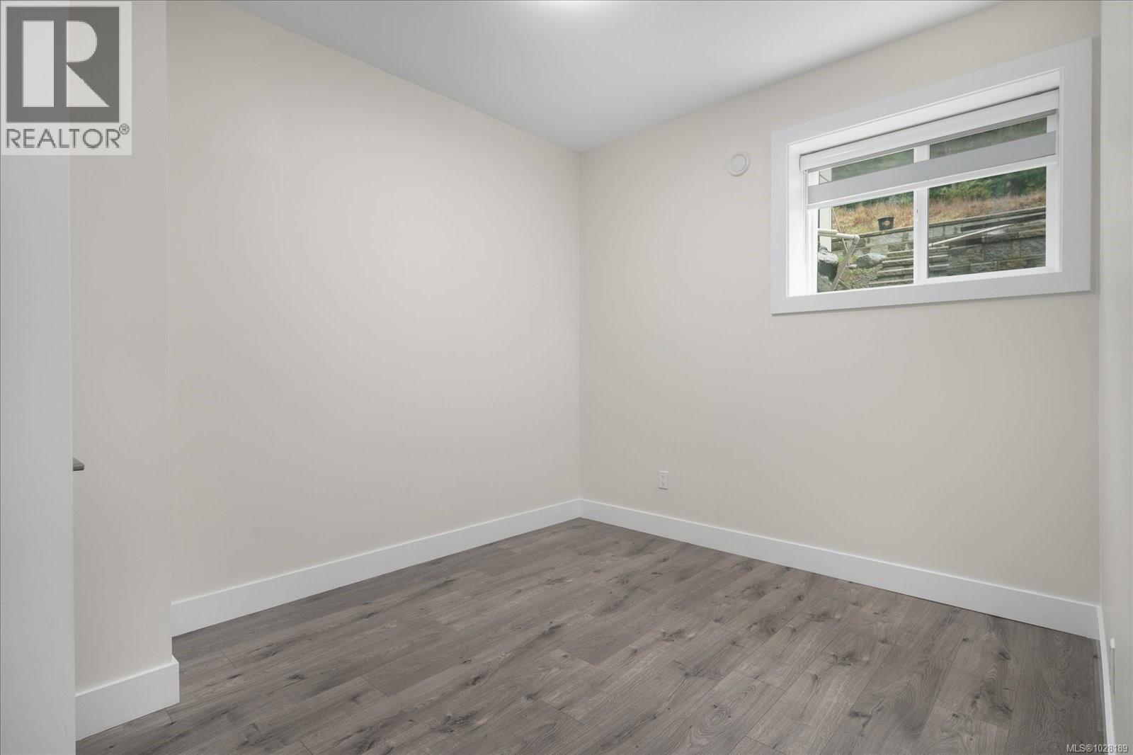 405 COLONIA DR S - 53