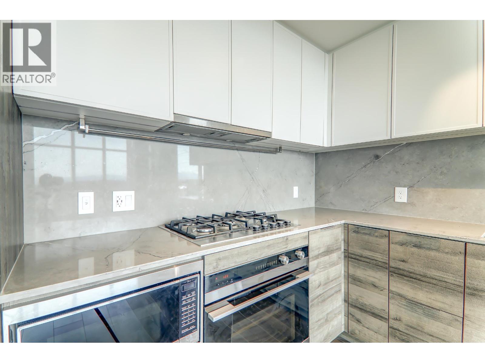 2202 1045 AUSTIN AVENUE, Coquitlam