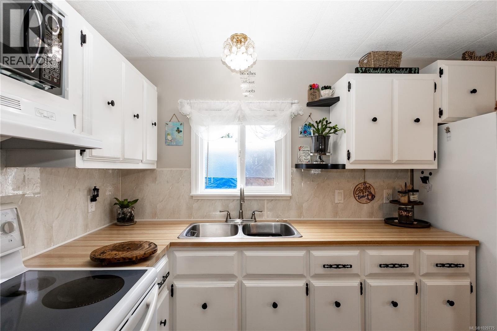 #18 1800 Perkins Rd - 10