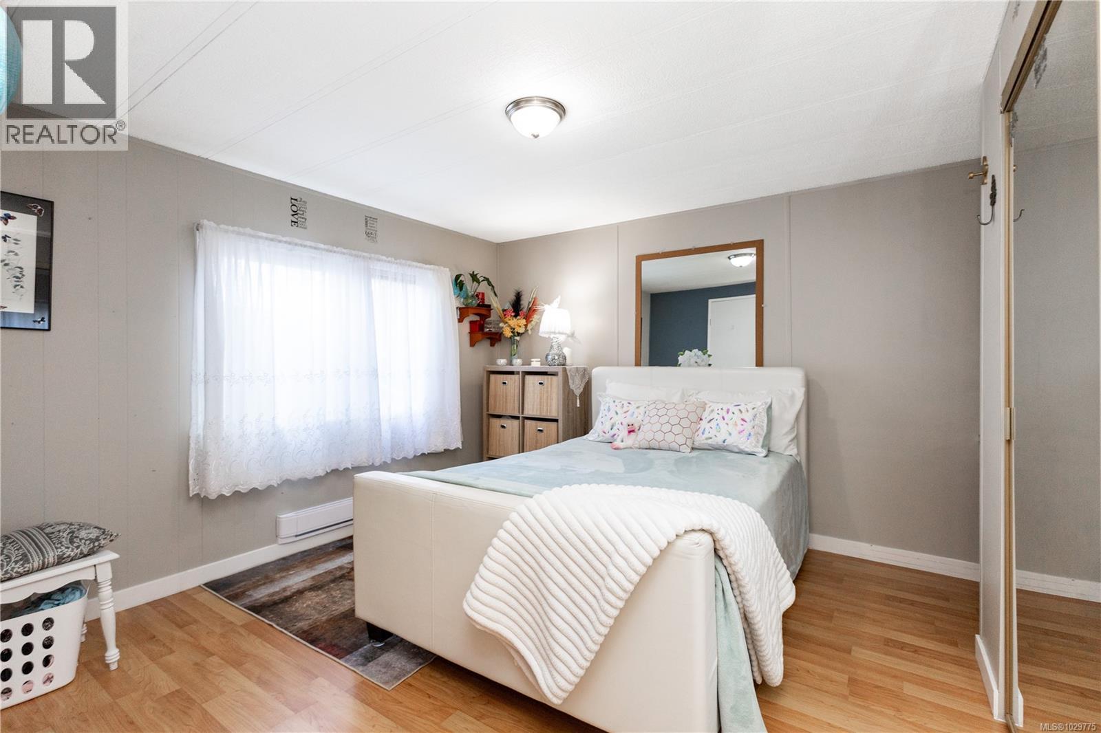 #18 1800 Perkins Rd - 22