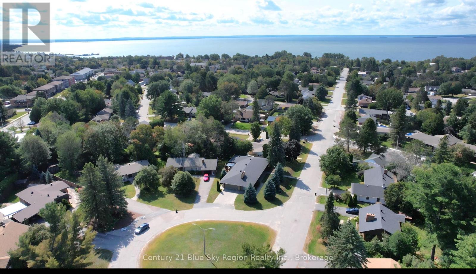 941 PINEWOOD ROAD - 3