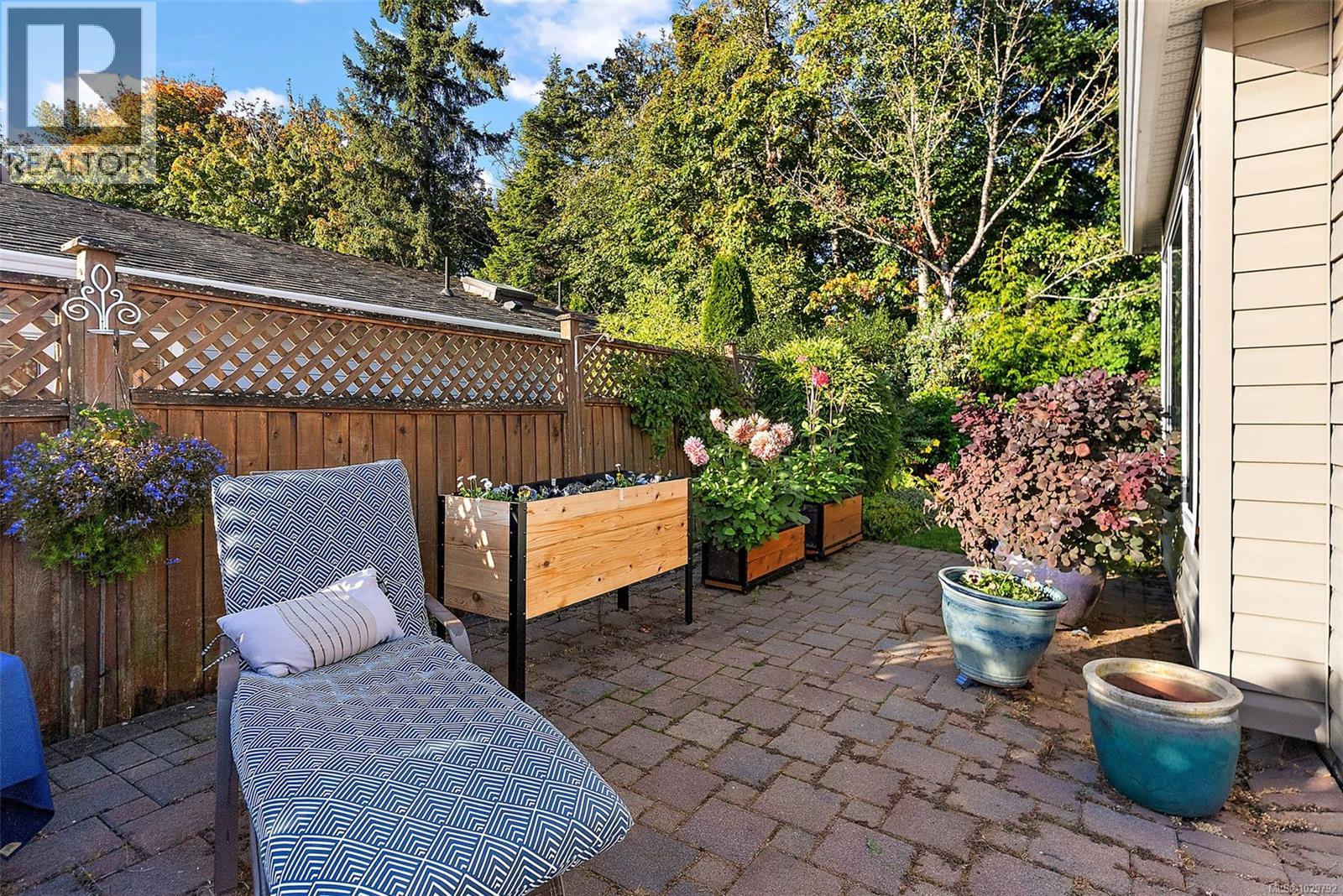87 7570 Tetayut Road, Central Saanich