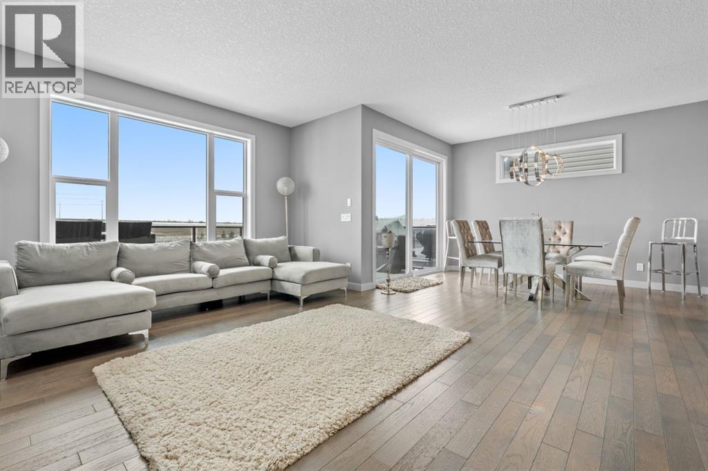 Single Family House for Sale in  Chaparral Valley Way SE Chaparral Calgary 