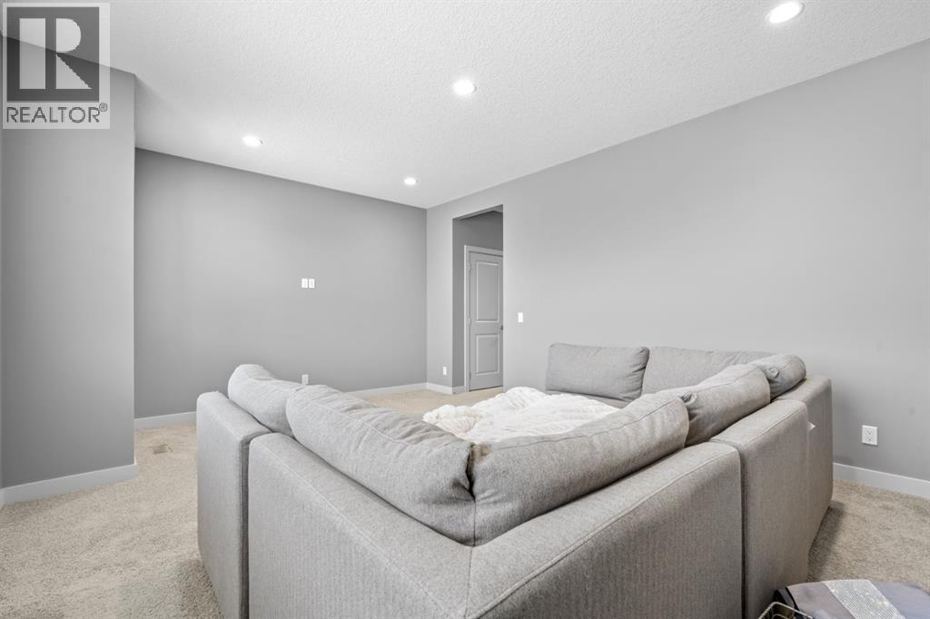 Single Family House for Sale in  Chaparral Valley Way SE Chaparral Calgary 