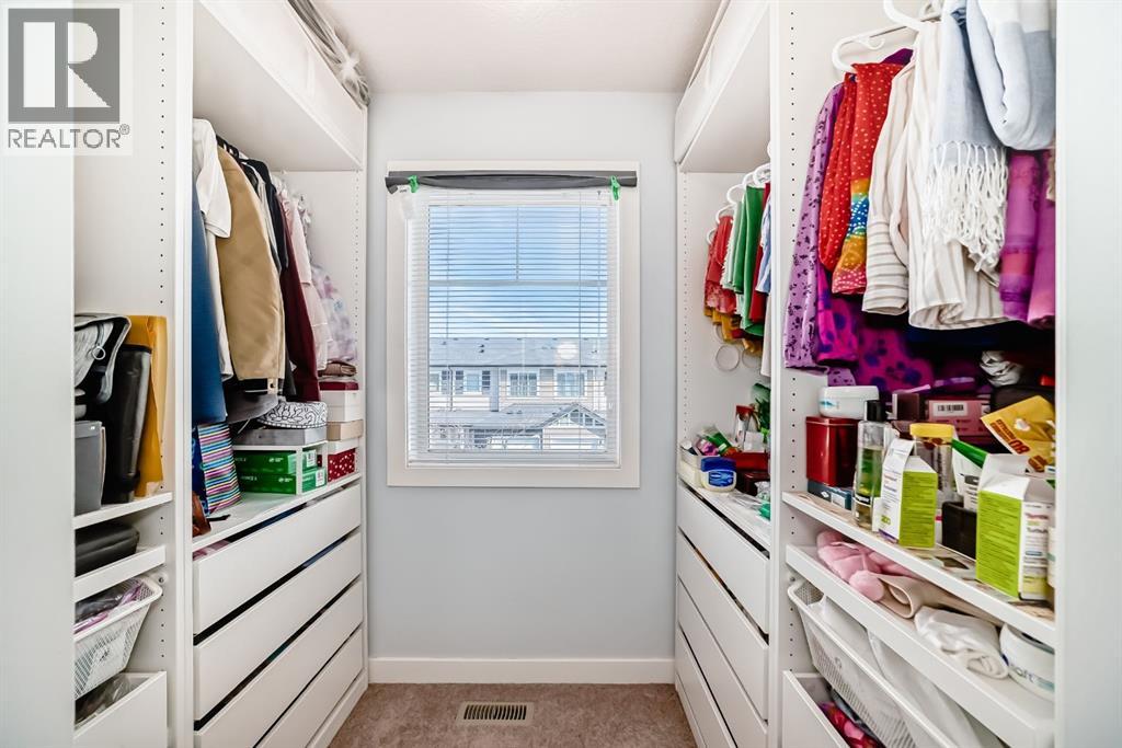 
          333 Taralake Way Northeast
            <br/>
            <span>Calgary</span>
            , 
            <span>AB</span>
             <span>T3J0R5</span>
         - Photo 25