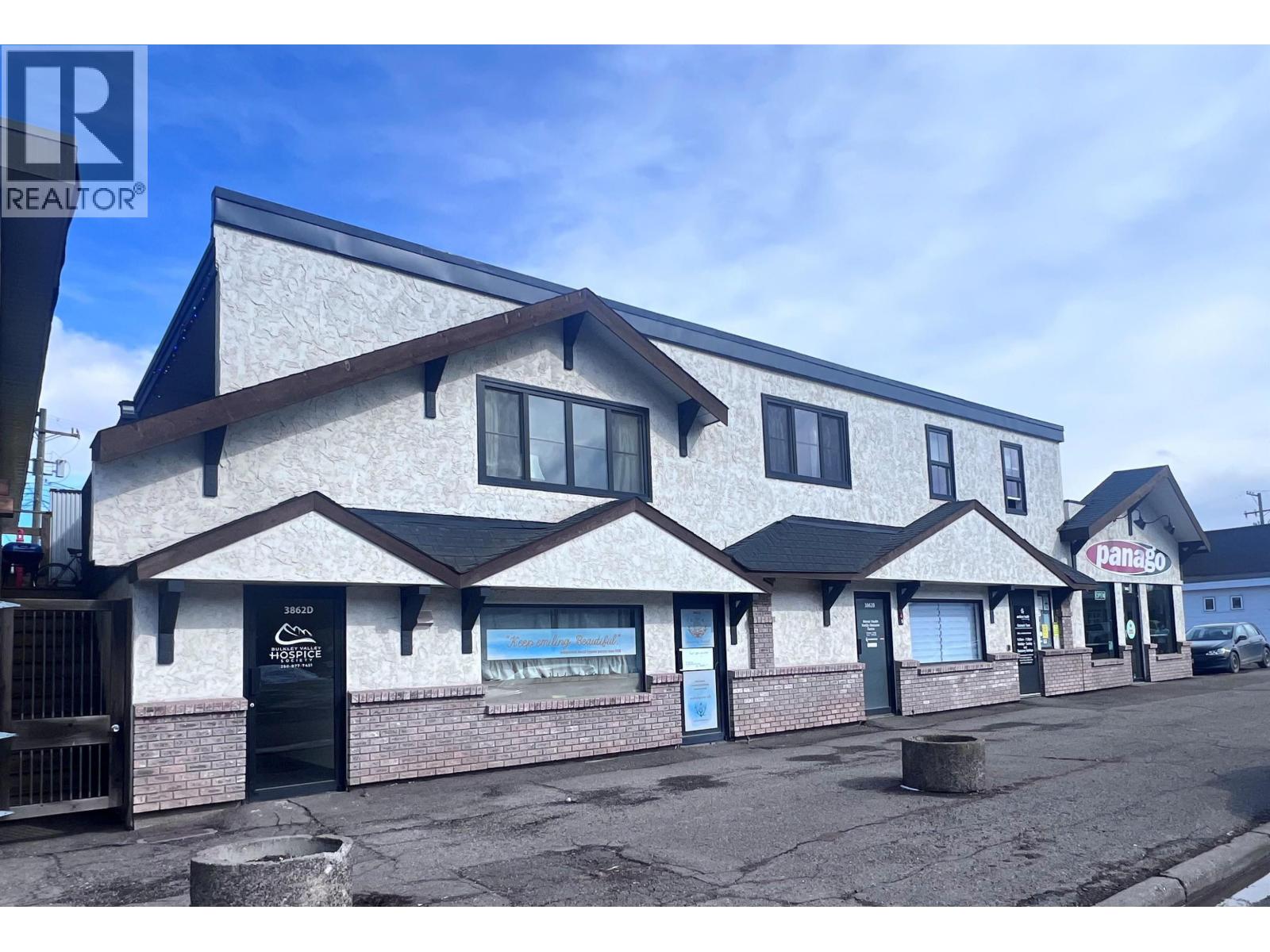 3862 BROADWAY Avenue, Smithers