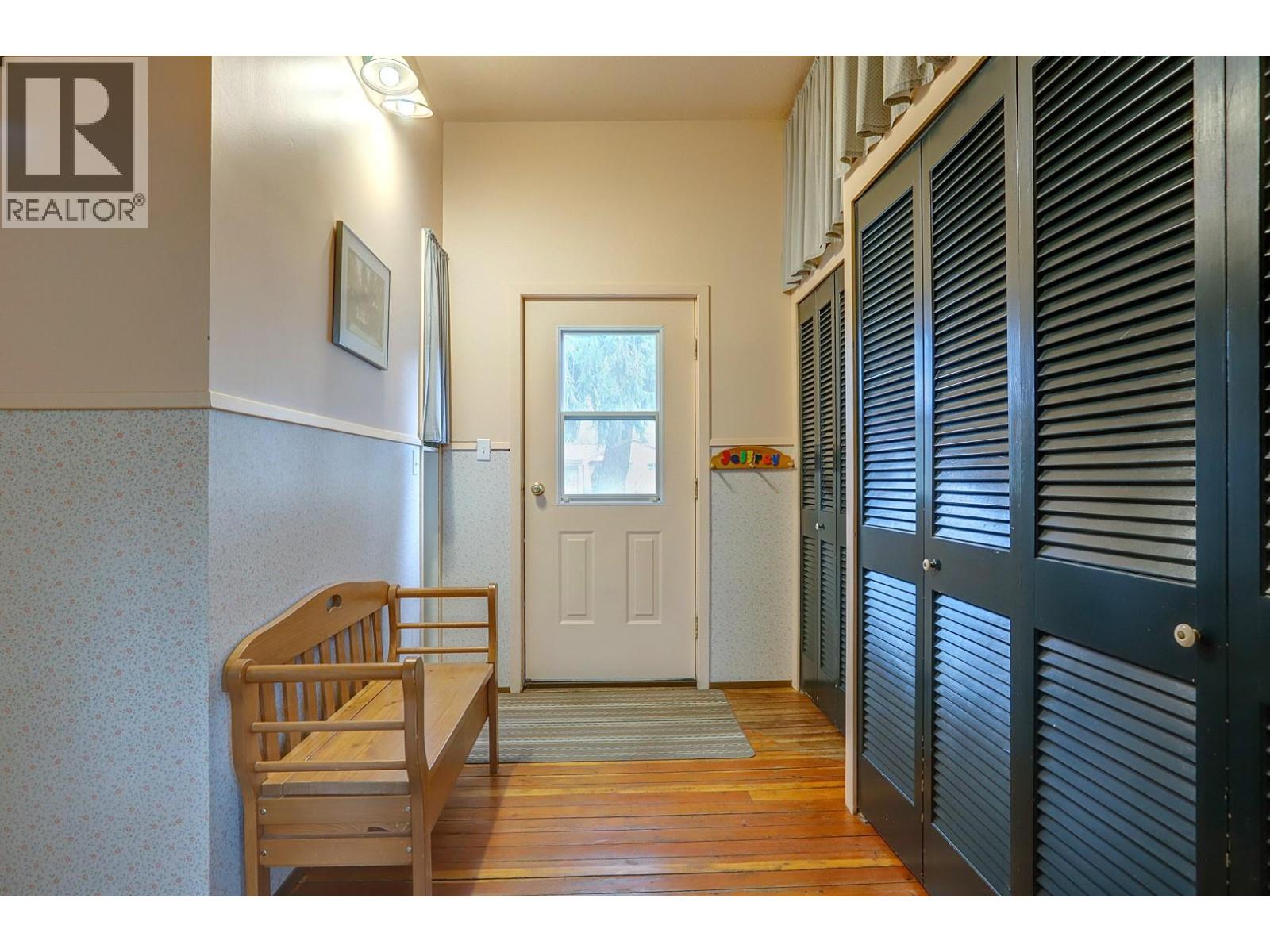 5051 11 Street NE, Salmon Arm