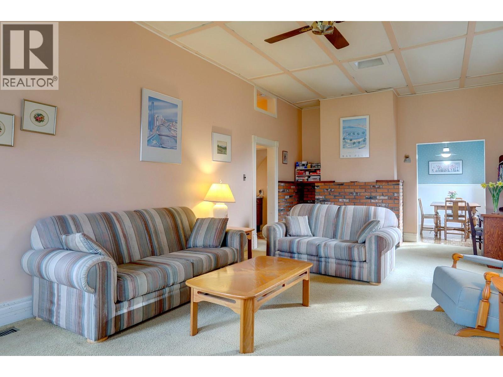 5051 11 Street NE, Salmon Arm