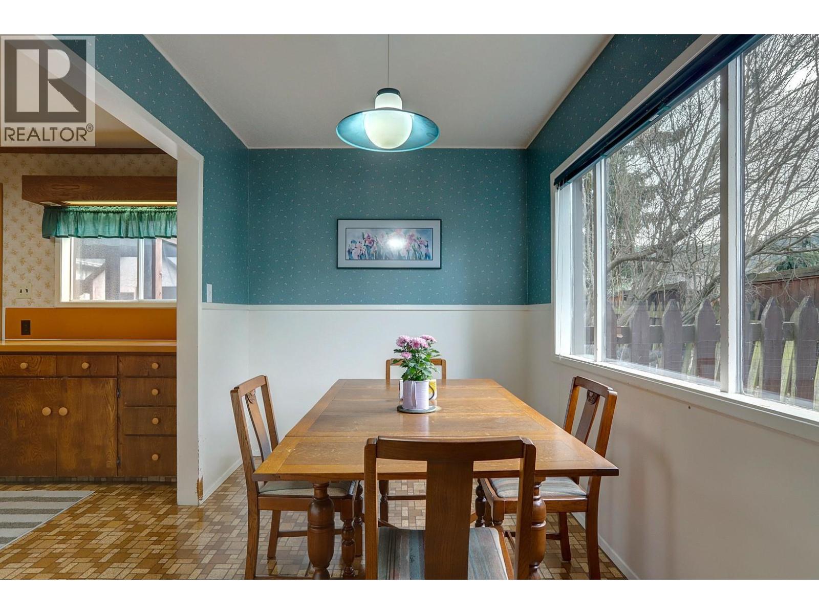 5051 11 Street NE, Salmon Arm