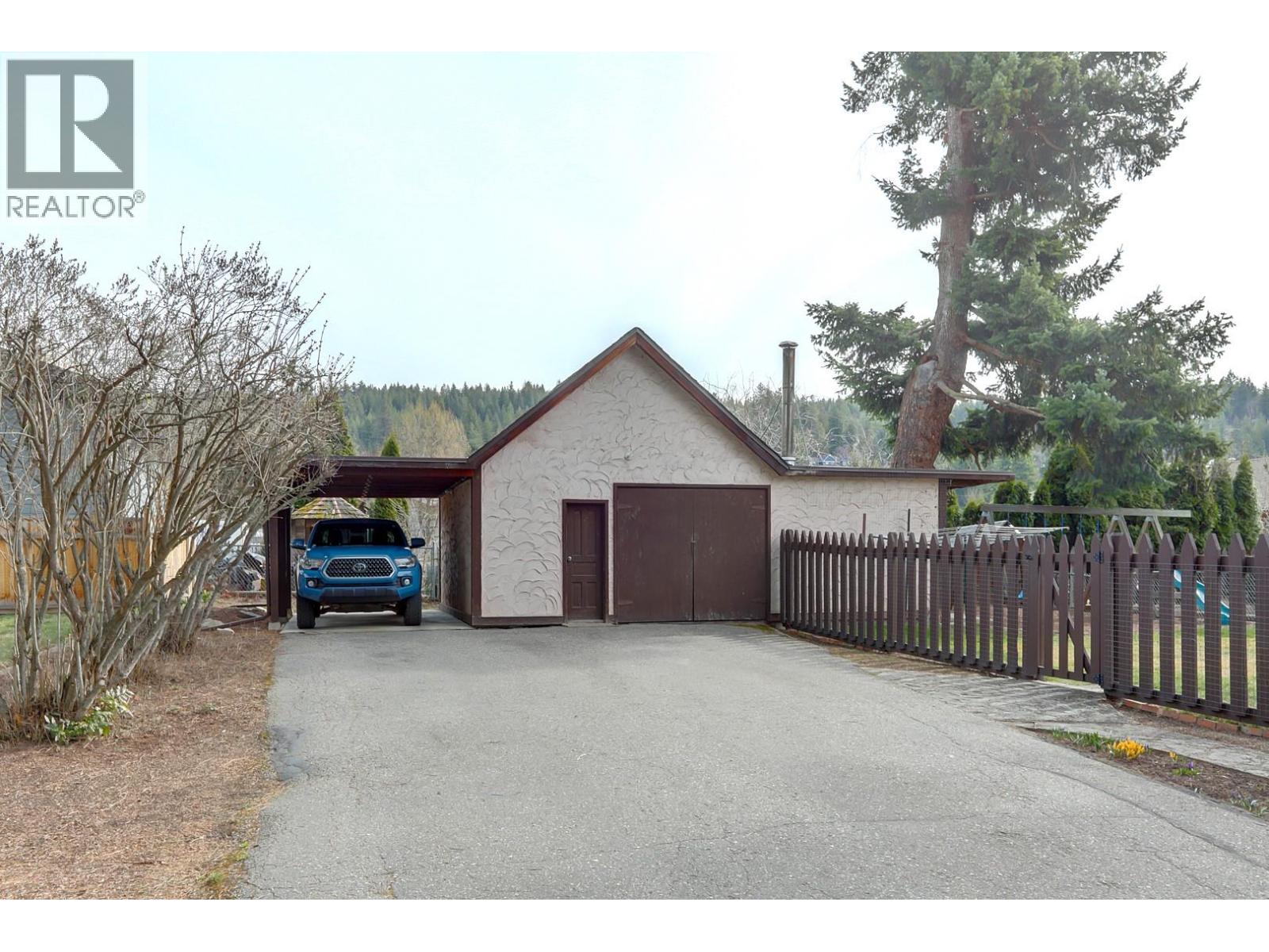 5051 11 Street NE, Salmon Arm
