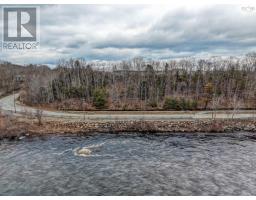 726 Lahave Street, Bridgewater, NS B4V4E4 Photo 10