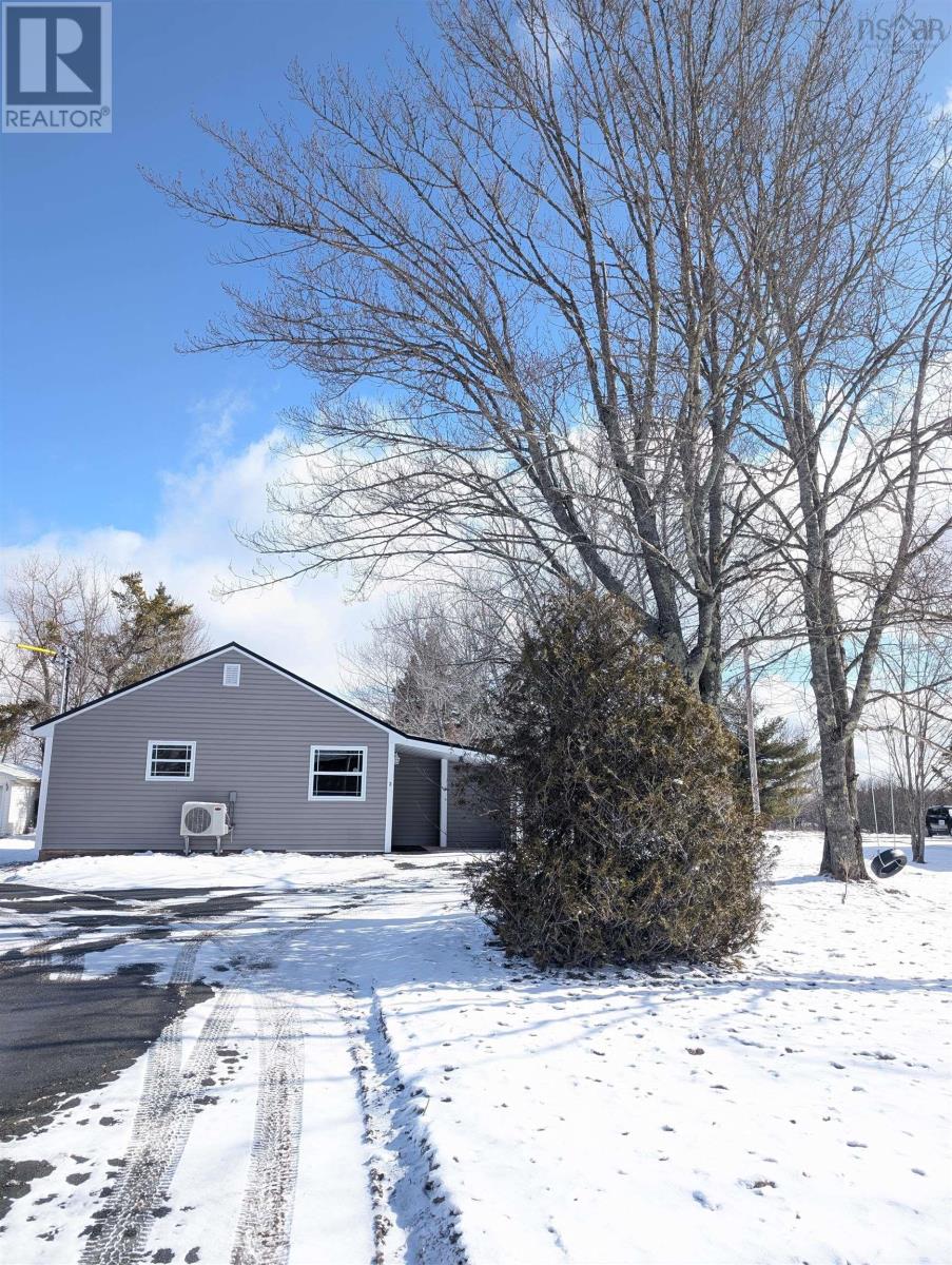 Property 16 of 35 of 207 Highway 214