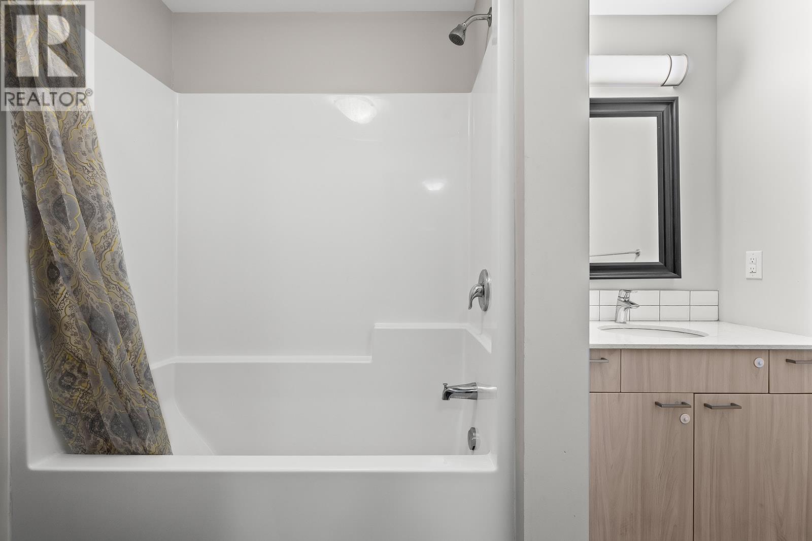 2250 Majoros Road Unit# 412, West Kelowna