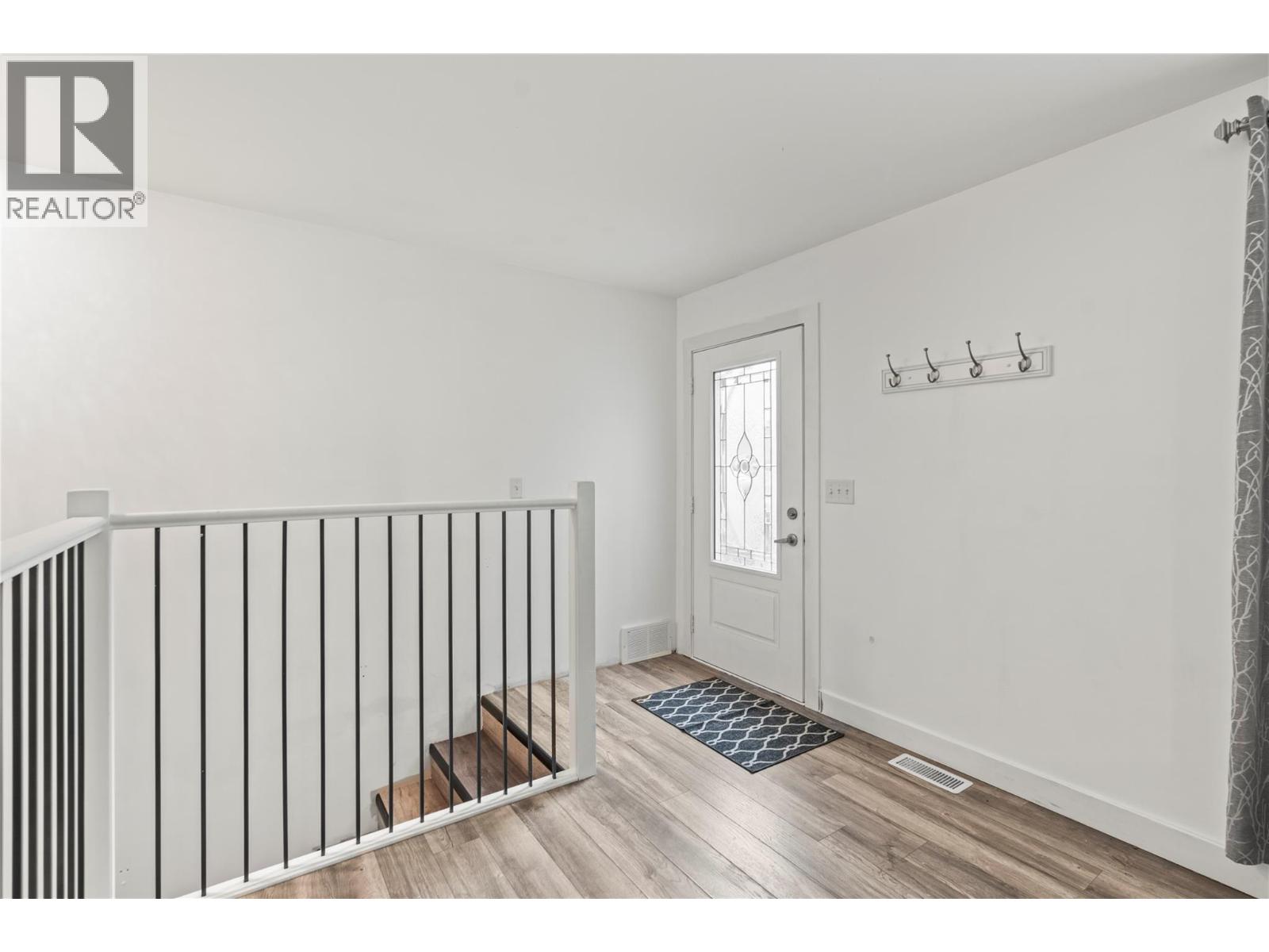 272 Lumby-Mabel Lake Road, Lumby