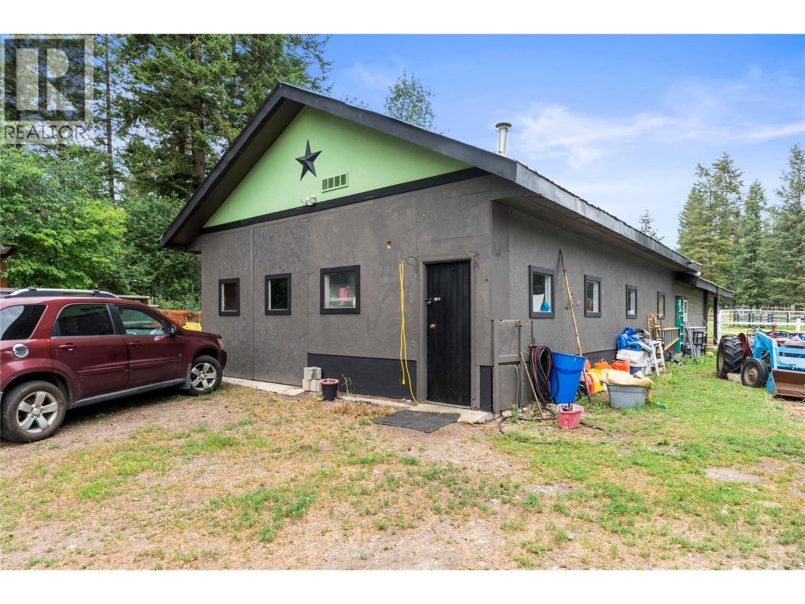 272 Lumby-Mabel Lake Road, Lumby