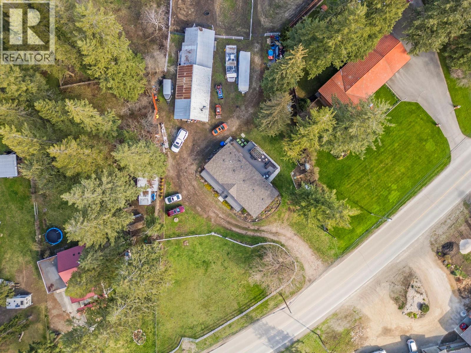 272 Lumby-Mabel Lake Road, Lumby