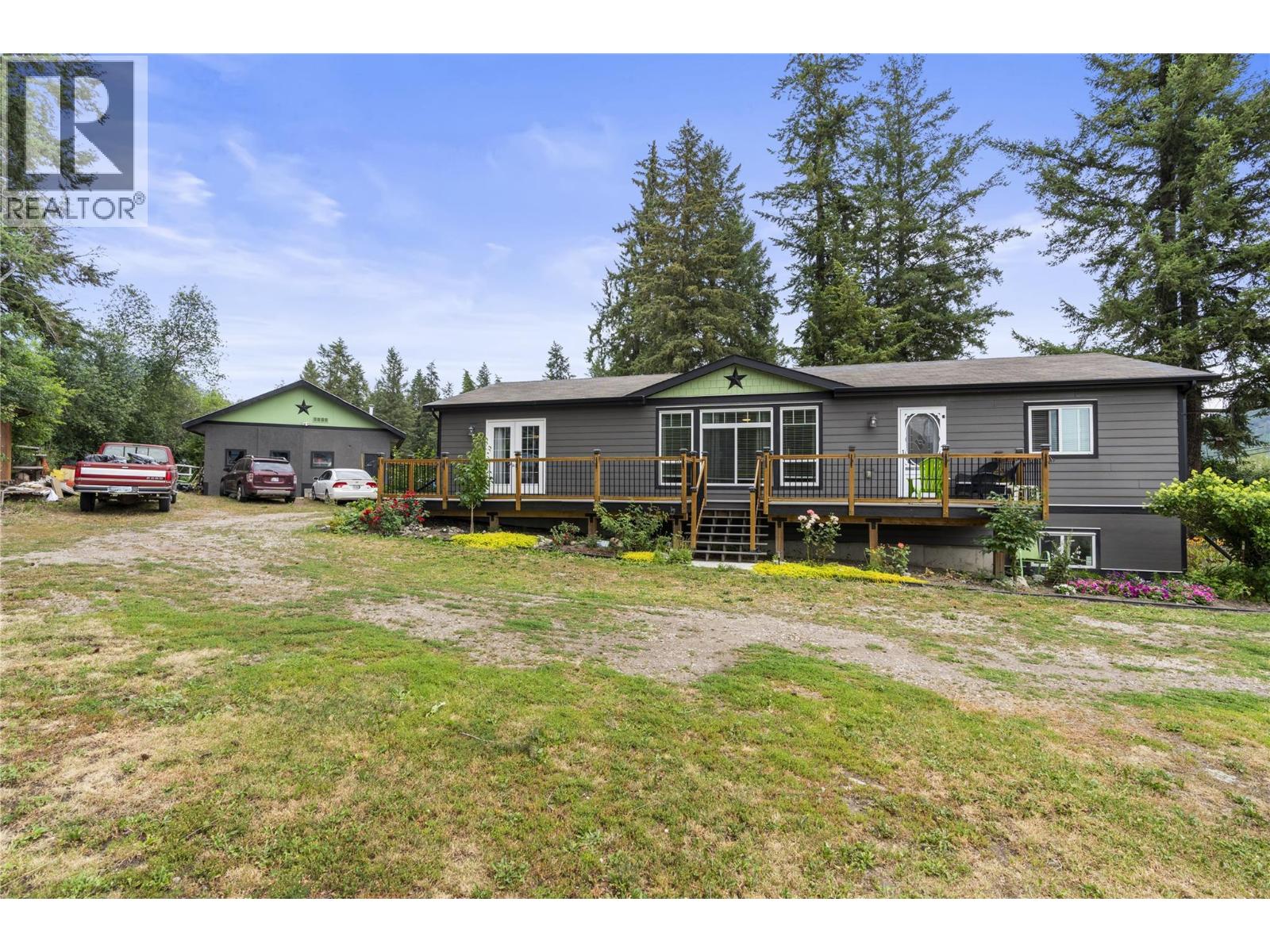 272 Lumby-Mabel Lake Road, Lumby