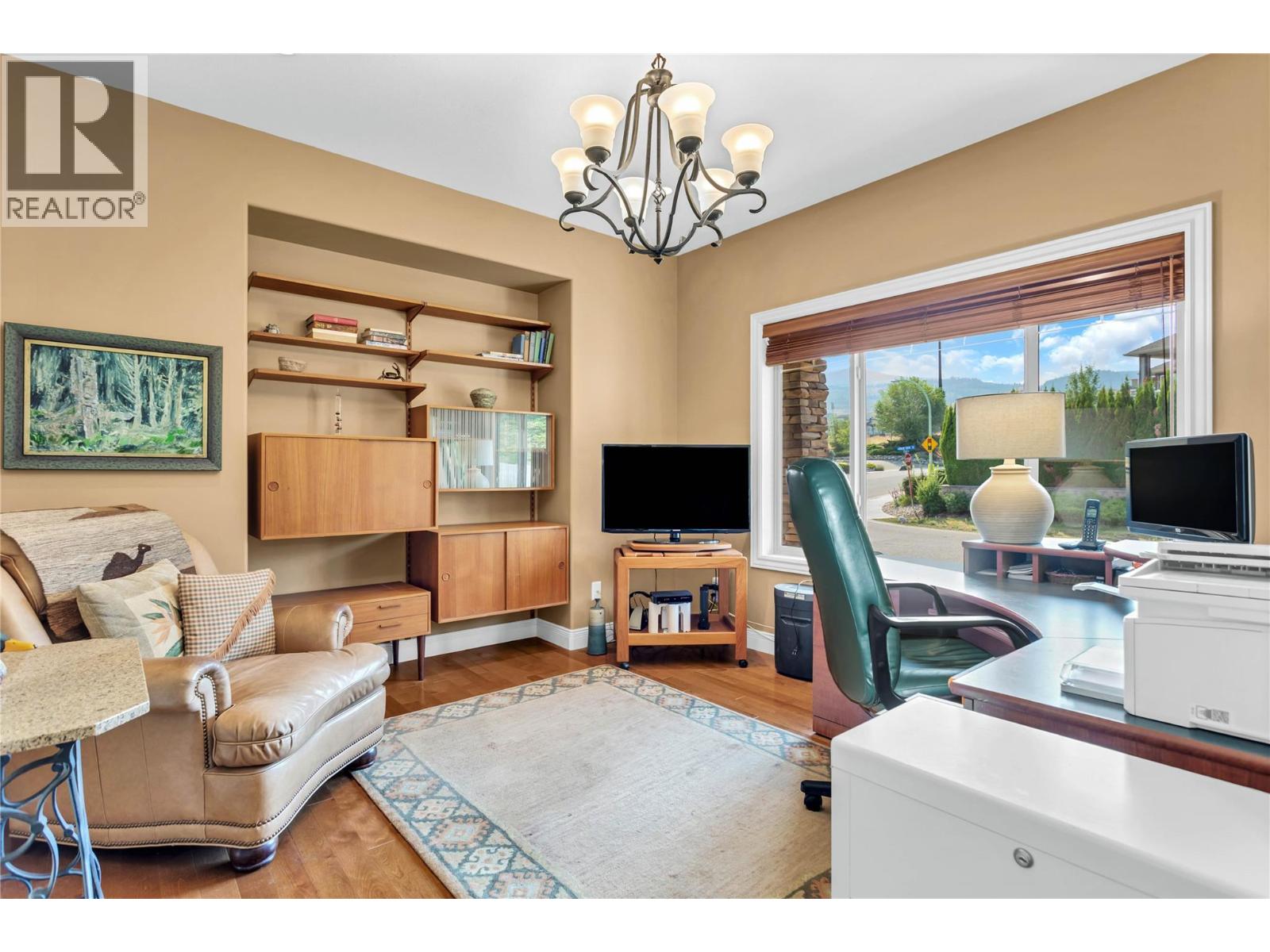 1108 ARBOR VIEW Drive, Kelowna