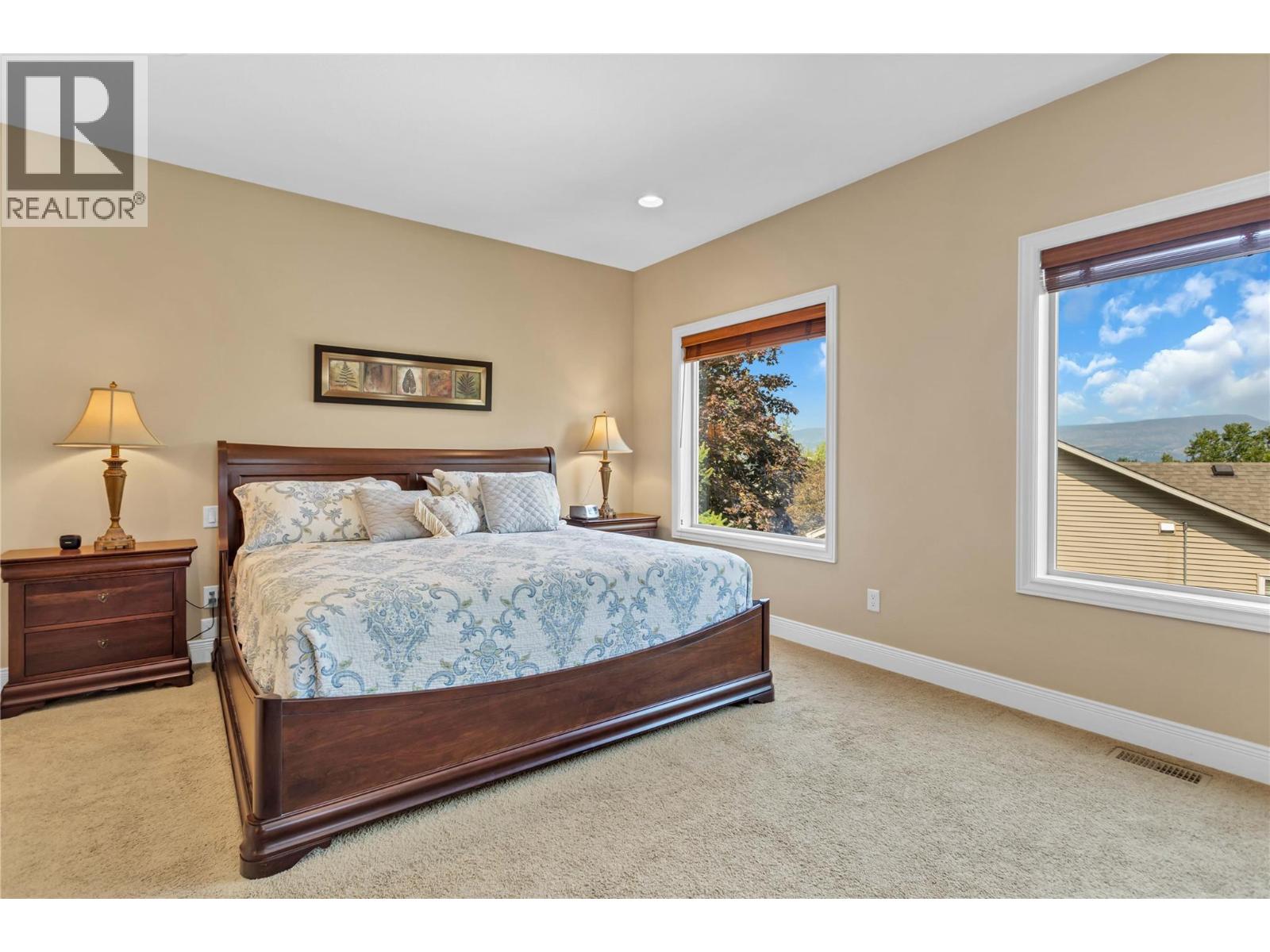 1108 ARBOR VIEW Drive, Kelowna