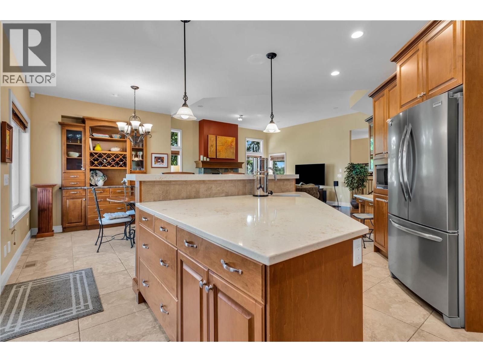 1108 ARBOR VIEW Drive, Kelowna