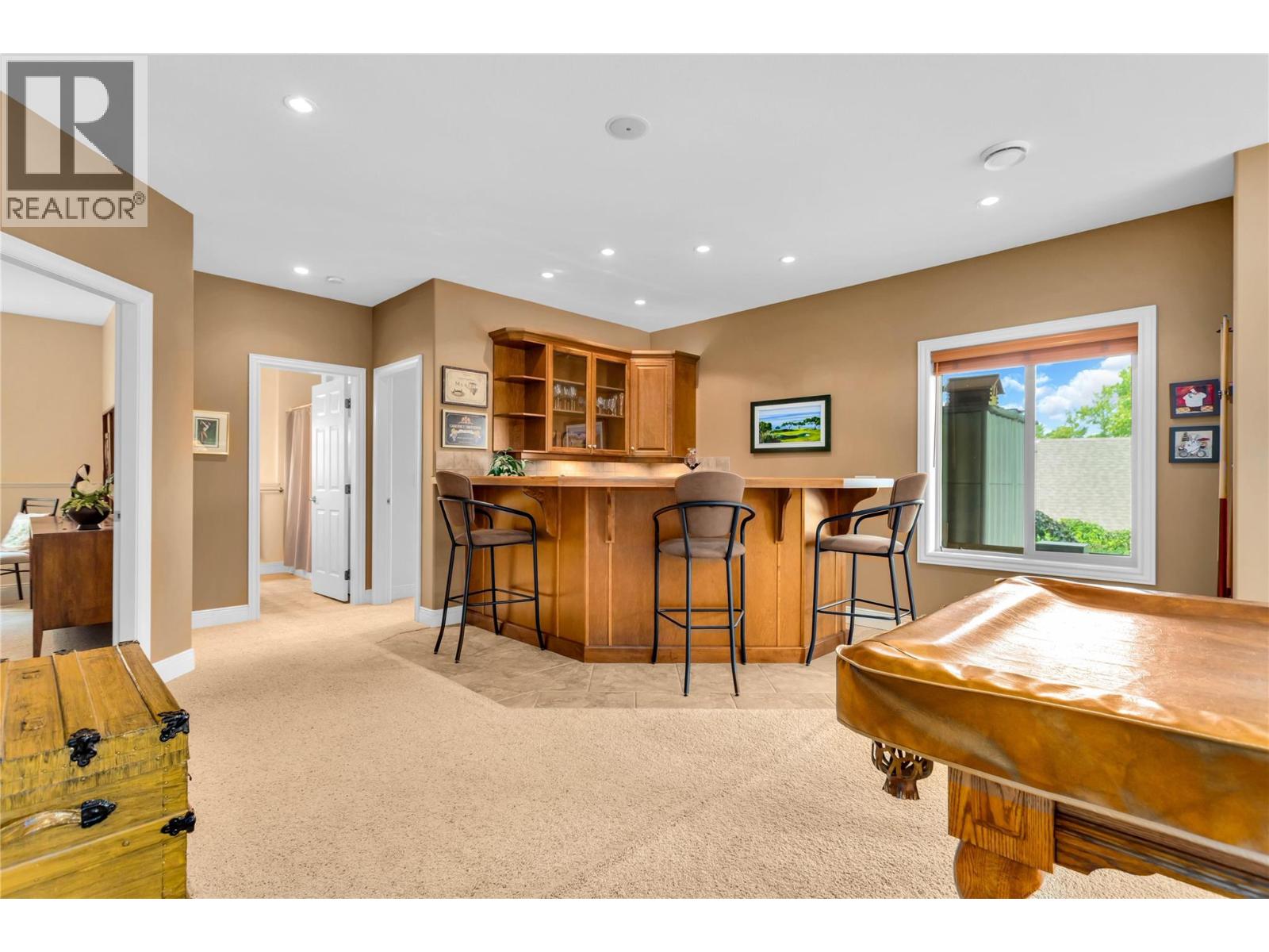 1108 ARBOR VIEW Drive, Kelowna