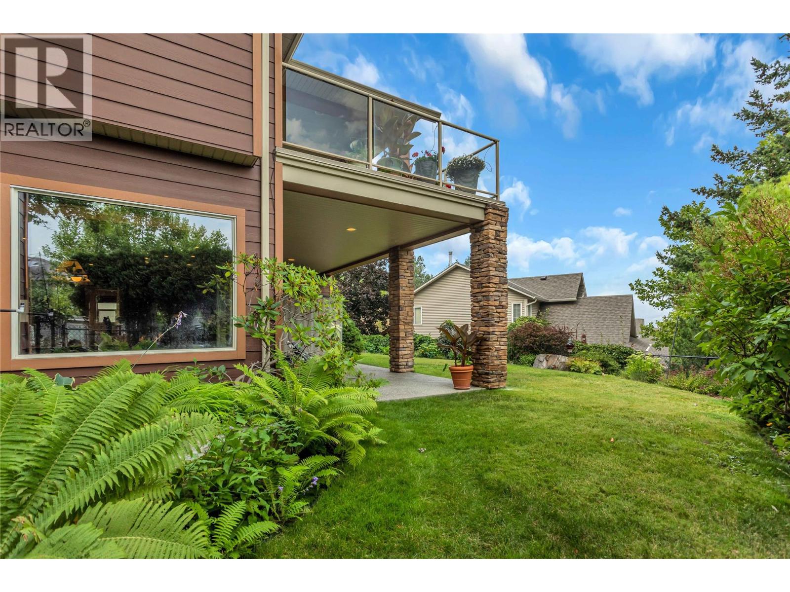 1108 ARBOR VIEW Drive, Kelowna