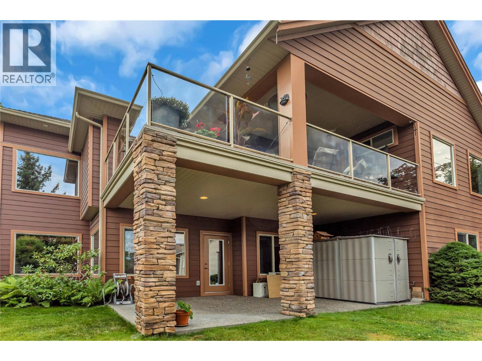 1108 ARBOR VIEW Drive, Kelowna