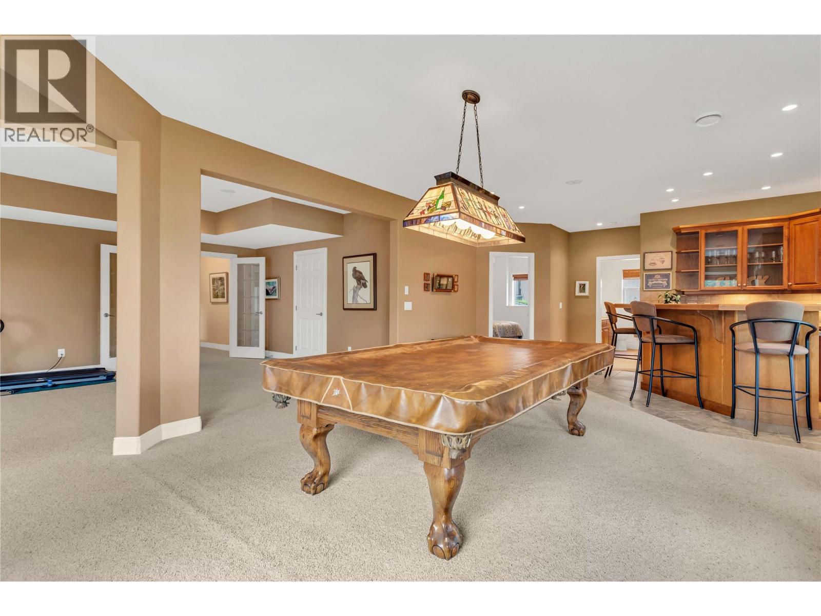 1108 ARBOR VIEW Drive, Kelowna