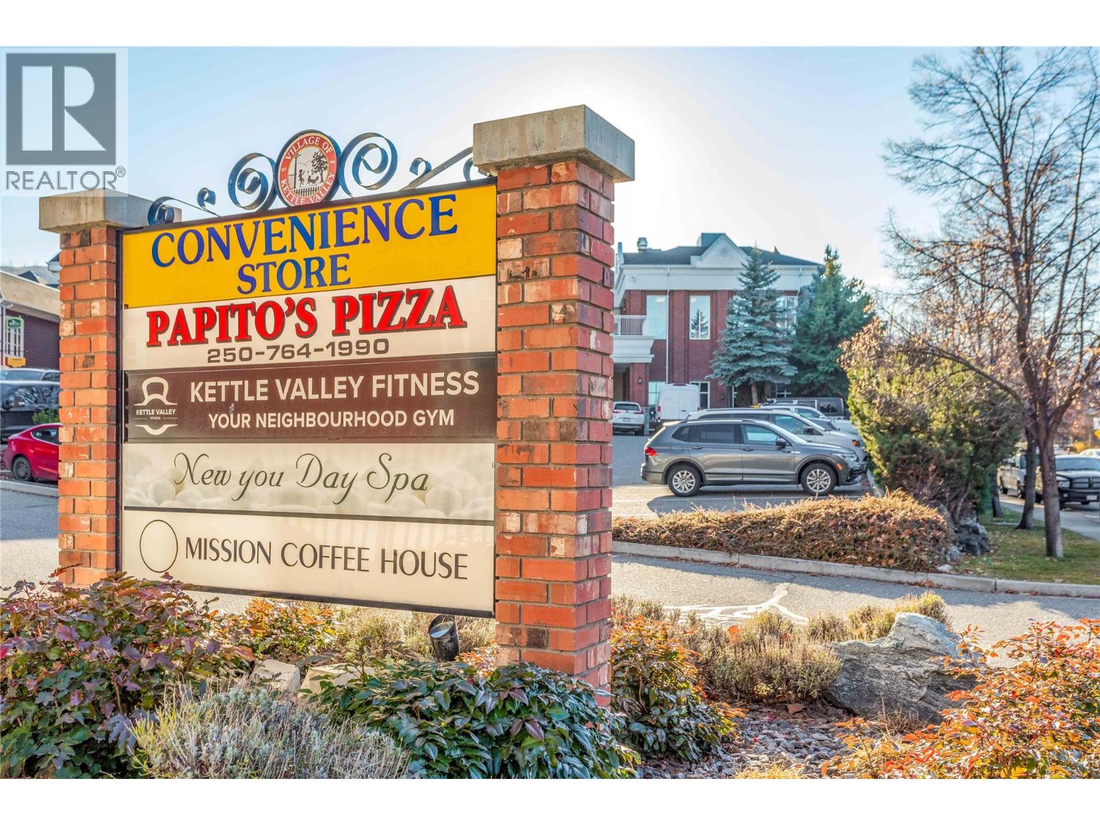 1108 ARBOR VIEW Drive, Kelowna