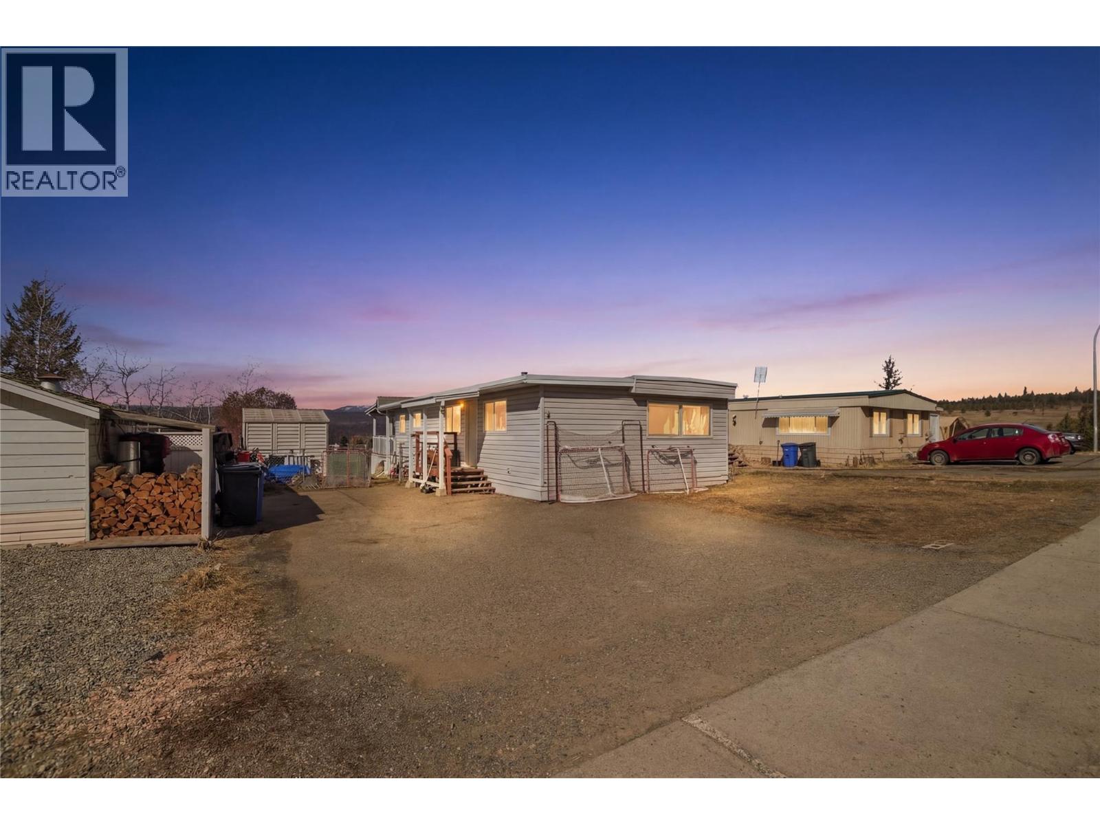 4 JASPER Drive, Logan Lake