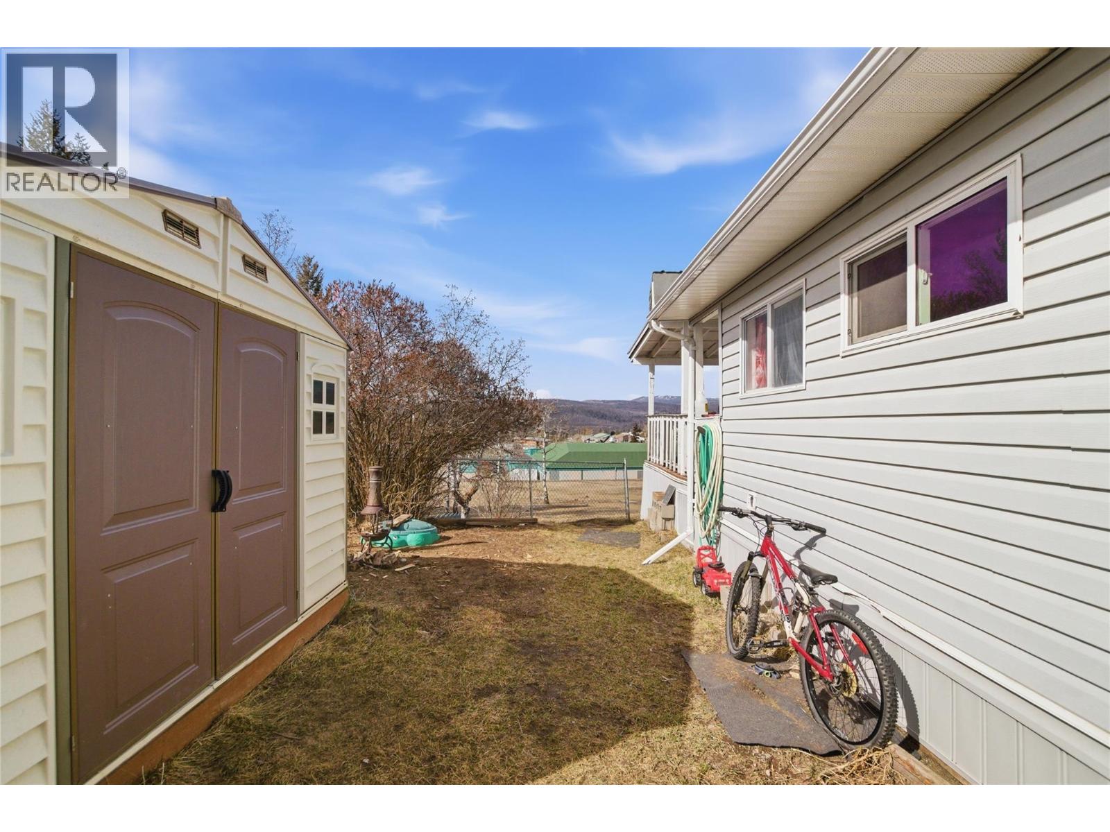 4 JASPER Drive - 17