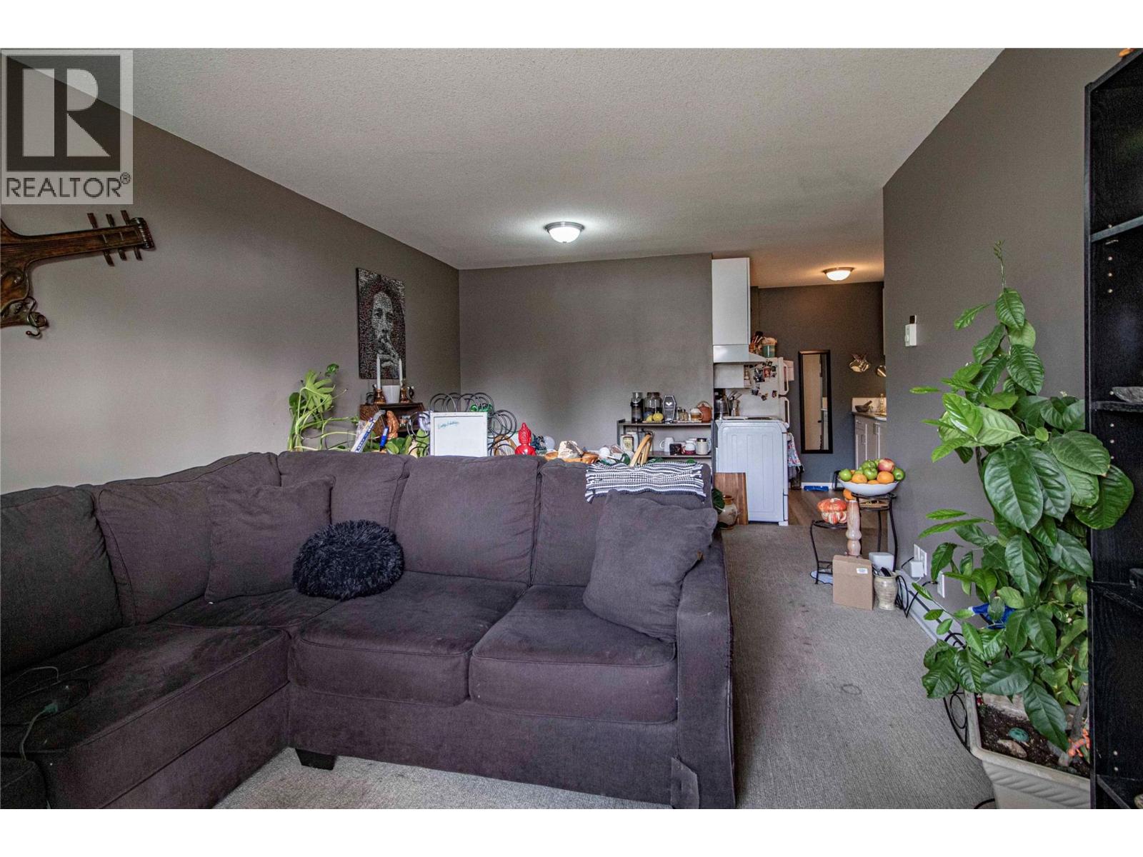 216 130 Skaha Place, Penticton