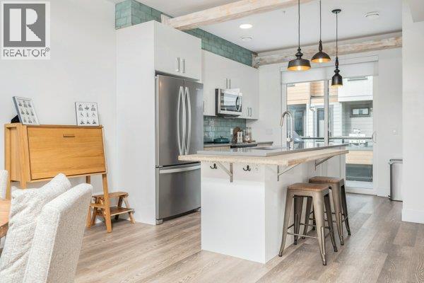 11581 Rogers Road Unit# 402, Lake Country