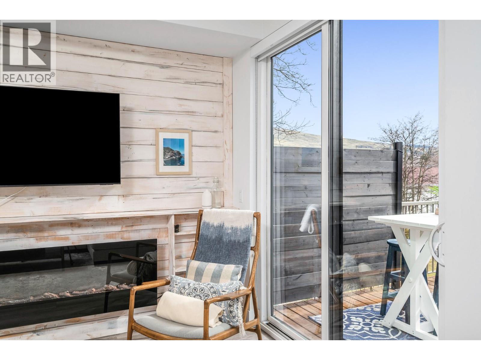 11581 Rogers Road Unit# 402, Lake Country