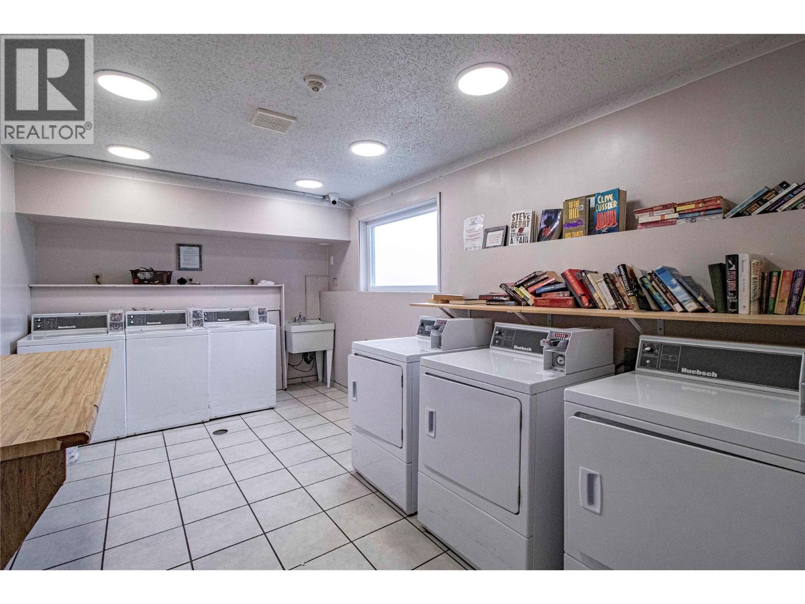 216 130 Skaha Place, Penticton