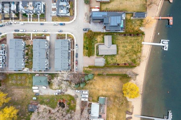 11581 Rogers Road Unit# 402, Lake Country