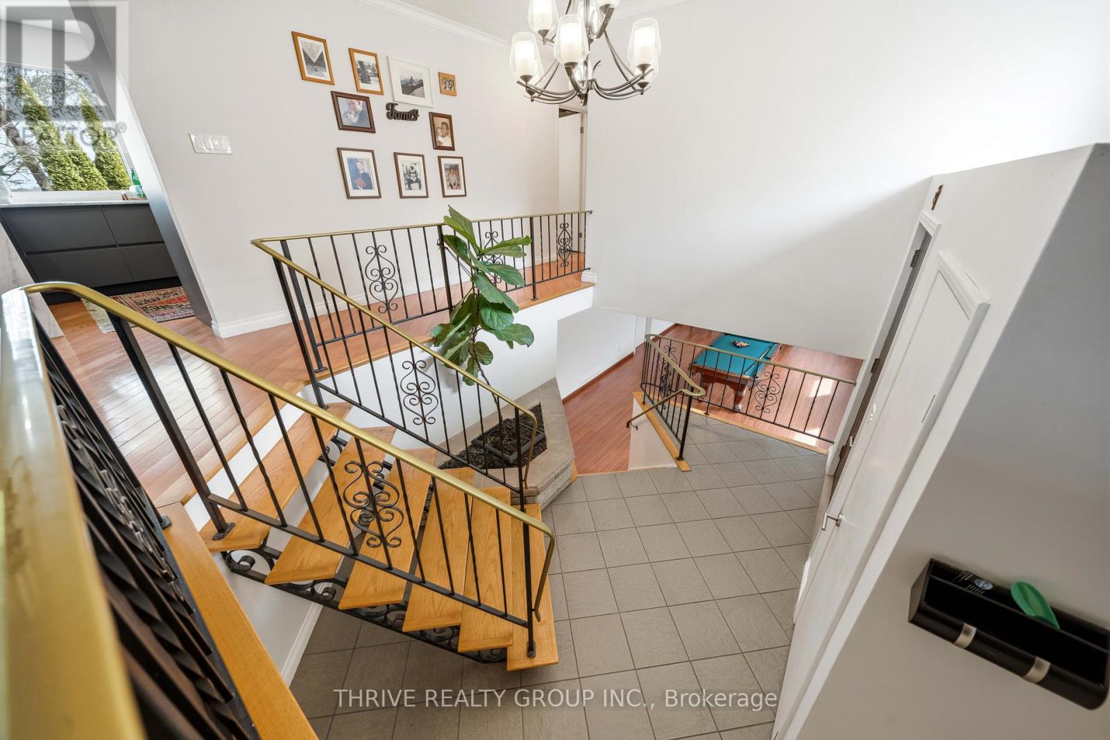 688 WESTMOUNT HILL DRIVE - 25