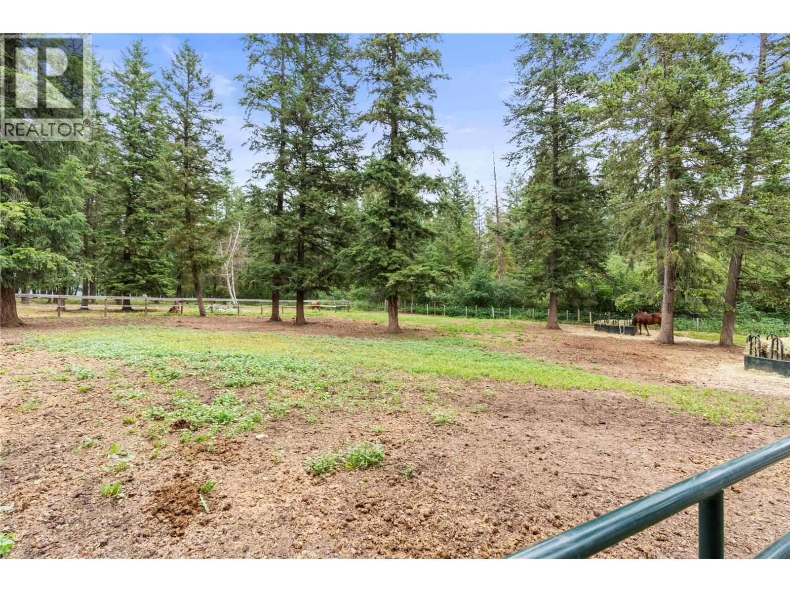 272 Lumby-Mabel Lake Road, Lumby