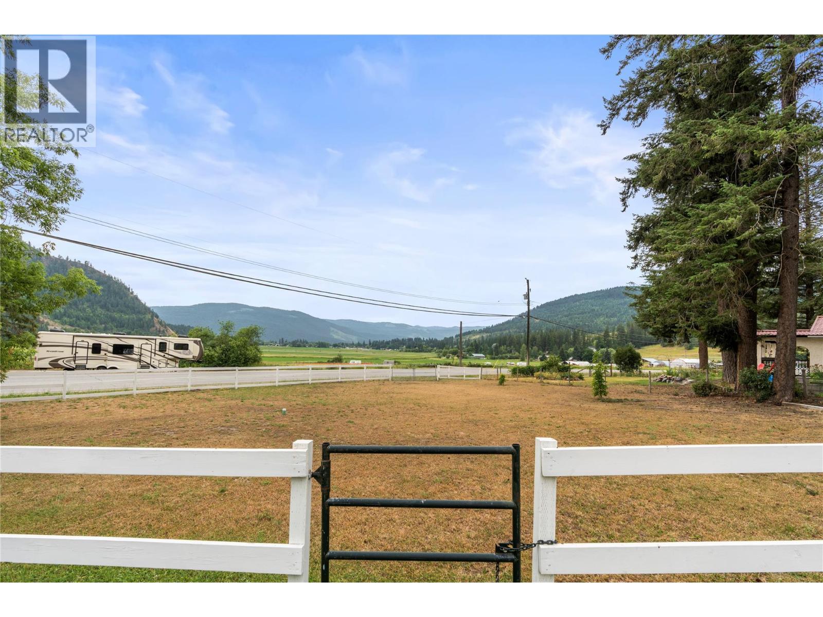 272 Lumby-Mabel Lake Road, Lumby
