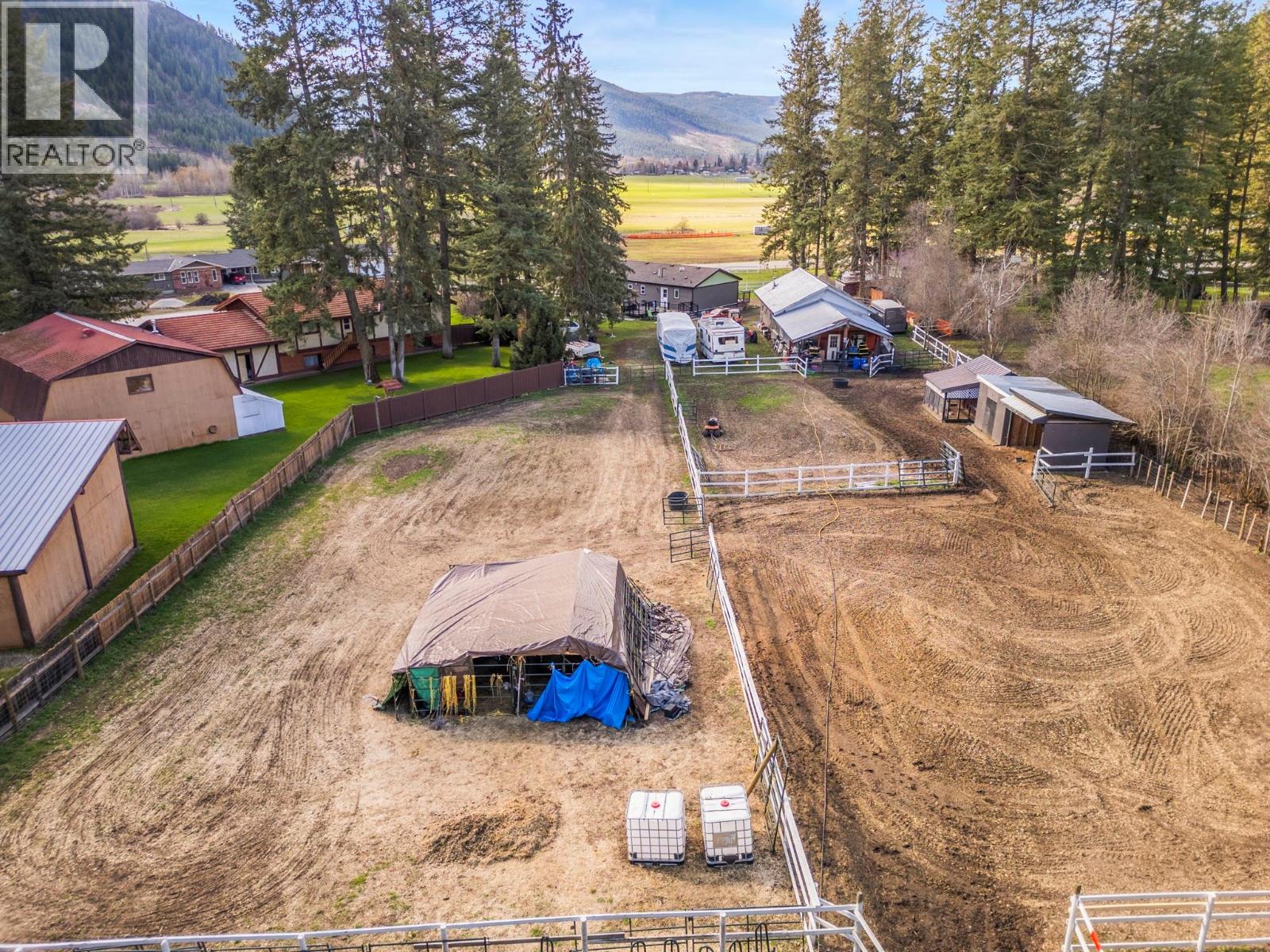 272 Lumby-Mabel Lake Road, Lumby